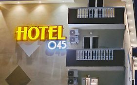 Hotel 045